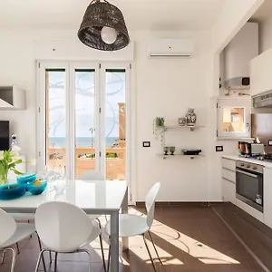Apartment Beach Apartment, Lido di Ostia