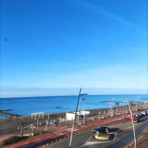 With Seaview Casa Davidoff Lido di Ostia